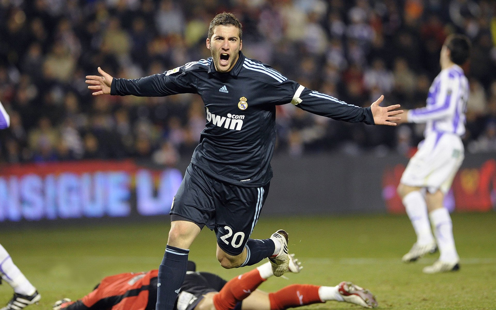 【“无裁判”比赛】机械判决全面实现，是否会削弱比赛魅力？，无视裁判